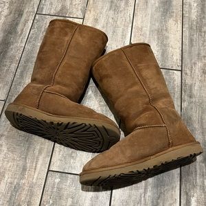 Ugg classic tall boots